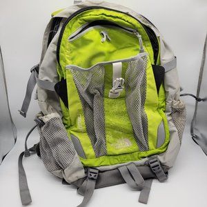 ***SOLD*** The North Face Green/Gray Recon Backpack - RARE Pinecone design